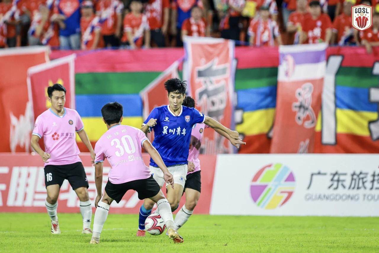 吴川青年的 吴川青年的