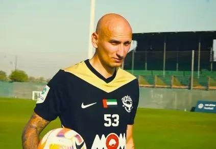 岁前英格兰, 职业生涯的 岁前英格兰, 职业生涯的